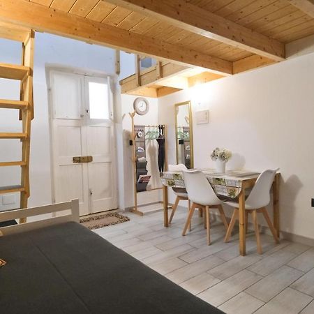 Monolocale Porta Napoli Apartment Brindisi Exterior photo