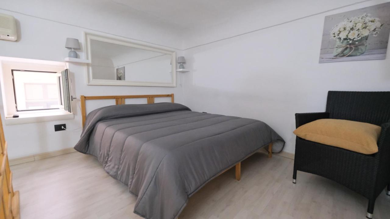 Monolocale Porta Napoli Apartment Brindisi Exterior photo