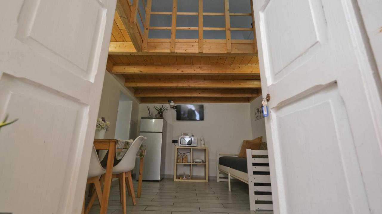 Monolocale Porta Napoli Apartment Brindisi Exterior photo