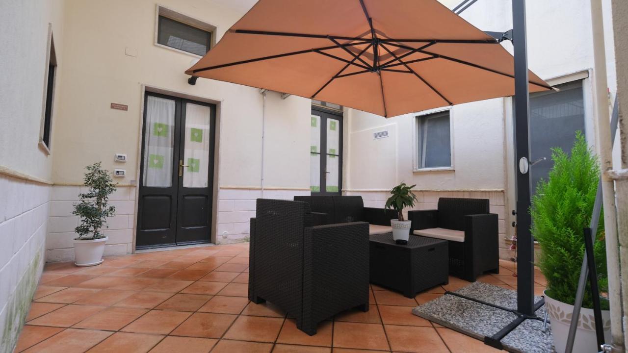 Monolocale Porta Napoli Apartment Brindisi Exterior photo