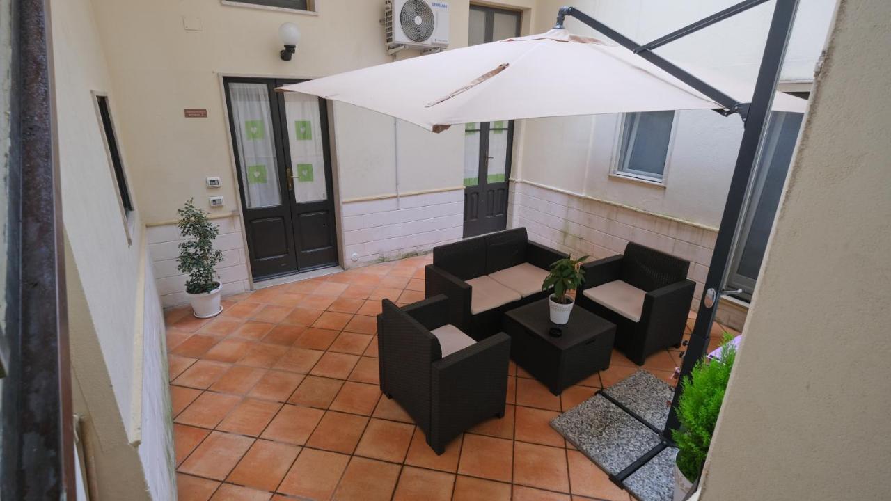 Monolocale Porta Napoli Apartment Brindisi Exterior photo